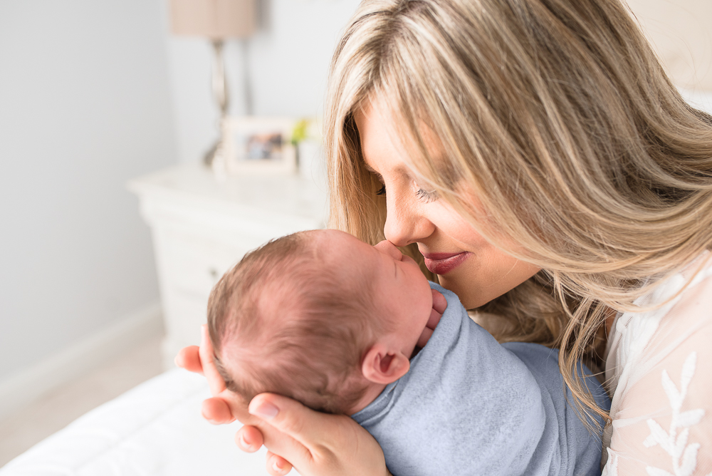 lifestyle newborn photography