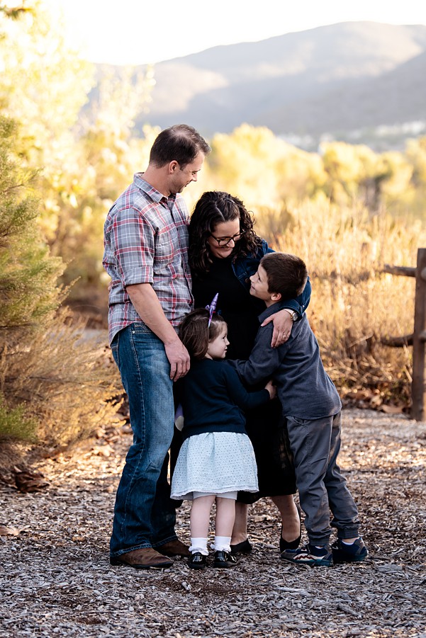 Mission Trails family photography, lauren v photographer, san diego family posed in mission trails