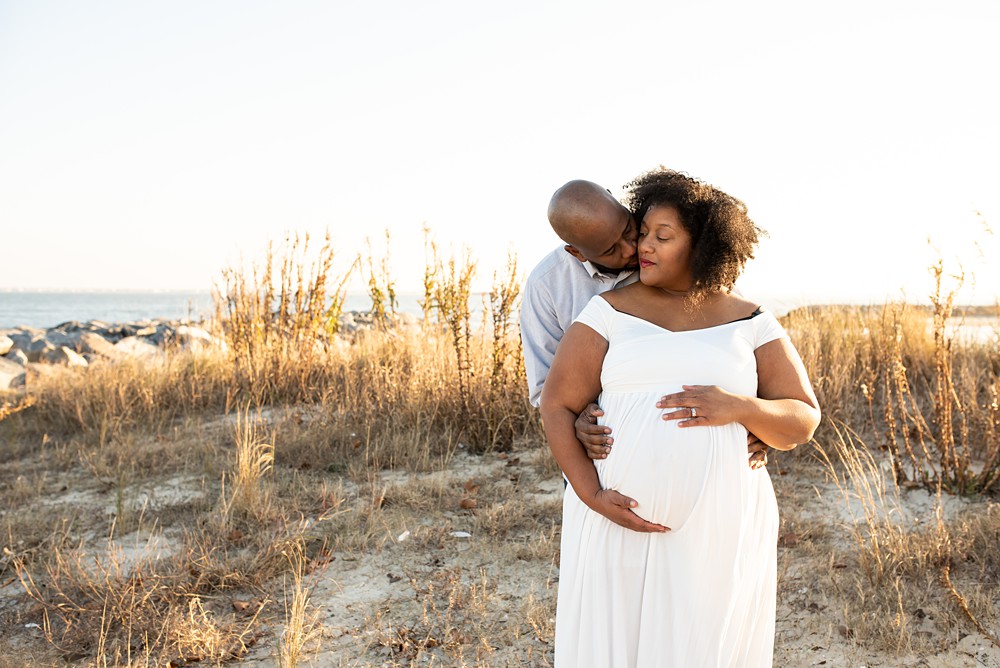 How to Prepare for Your Maternity Session - Lauren V Photography