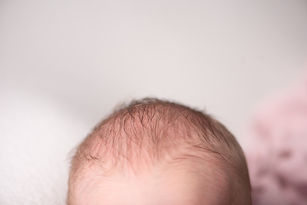 newborn baby photo of hair, detail photo of newborn baby